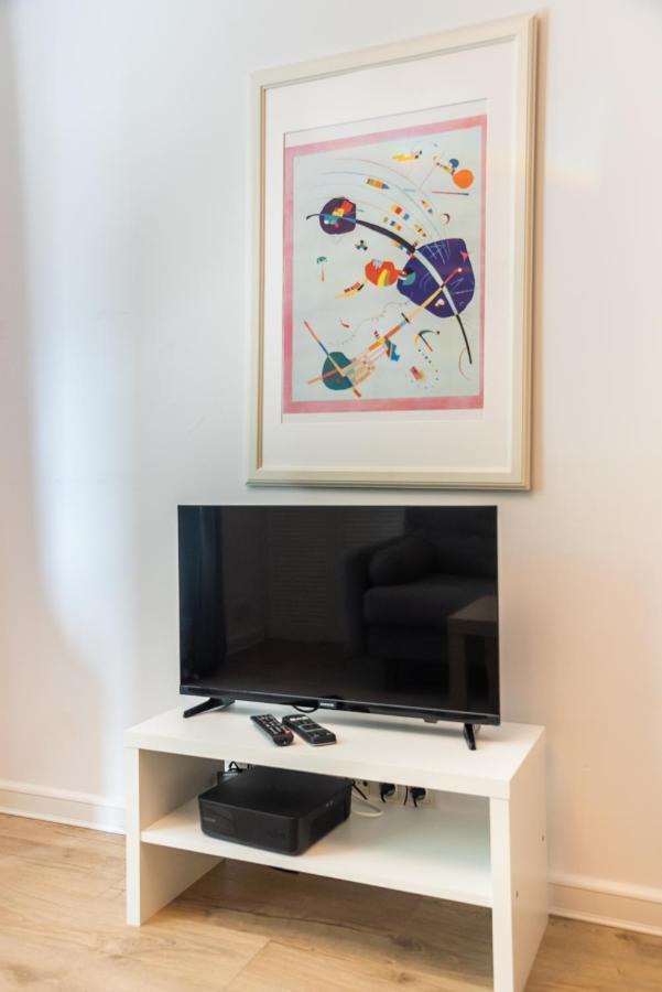 Sluzew Manhattan Place Apartment Warschau Exterior foto