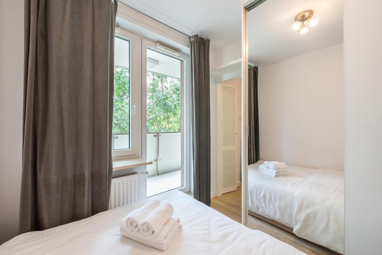 Sluzew Manhattan Place Apartment Warschau Exterior foto