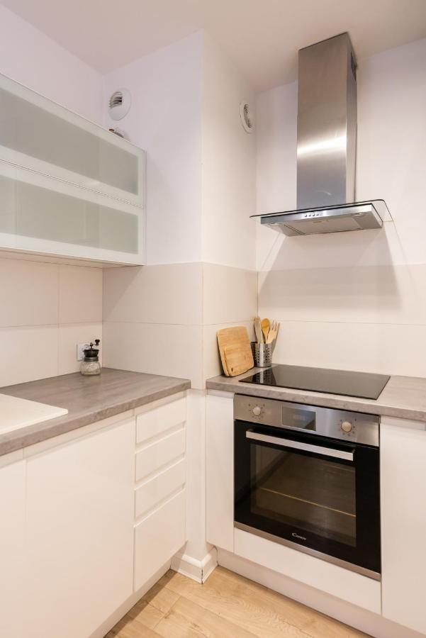 Sluzew Manhattan Place Apartment Warschau Exterior foto